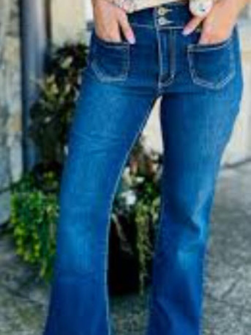 Express Brand Bell Flare Mid Rise Double Button Pockets in Front Jeans Size 12R